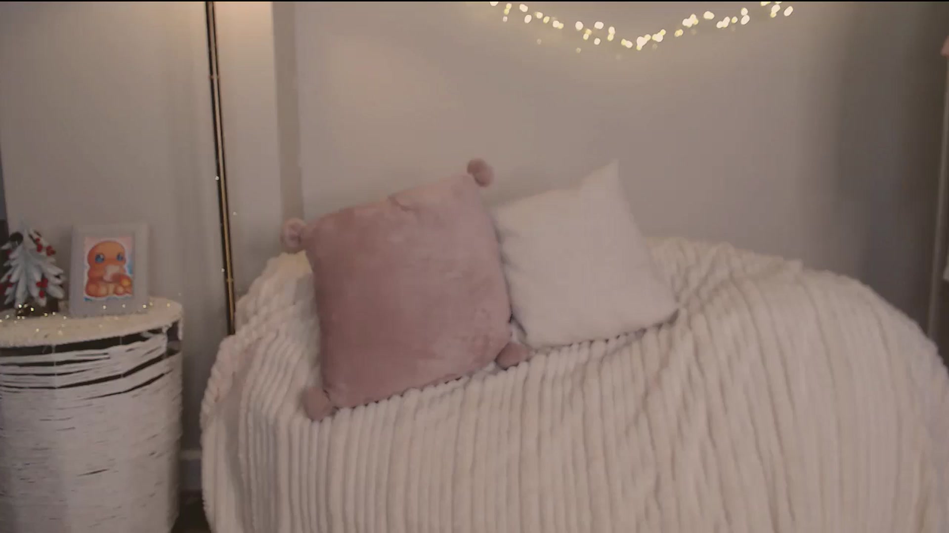 Gallery image thumbnail from MeLONsTherapy's myfreecams stream on, 02/21/2026, 11:48 image 17 of 20