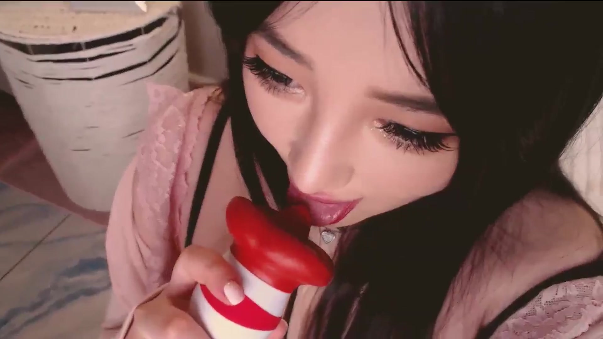 Gallery image thumbnail from MeLONsTherapy's myfreecams stream on, 03/01/2026, 08:20 image 5 of 20
