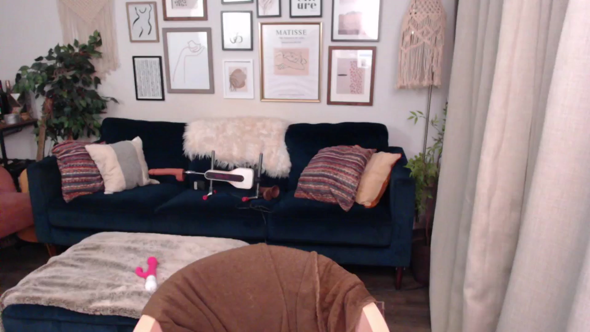 Gallery image thumbnail from Meagan2good's myfreecams stream on, 02/04/2025, 15:21 image 11 of 20