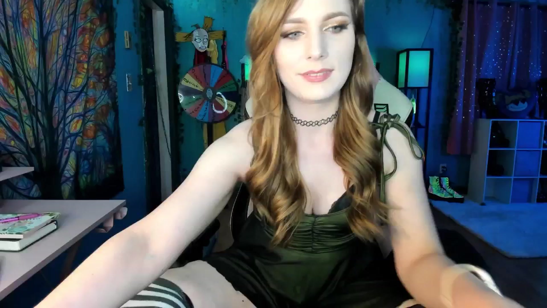 Gallery image thumbnail from MediogreMaya's myfreecams stream on, 09/06/2025, 11:22 image 2 of 20