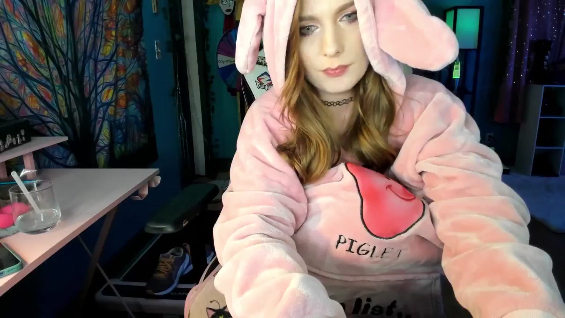 Gallery image thumbnail from MediogreMaya's myfreecams stream on, 09/14/2025, 10:54 image 16 of 20