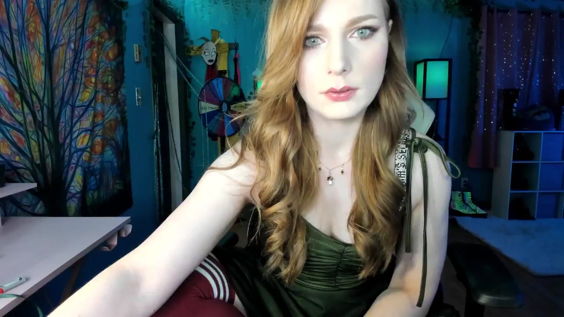 Gallery image thumbnail from MediogreMaya's myfreecams stream on, 09/16/2025, 11:12 image 1 of 20