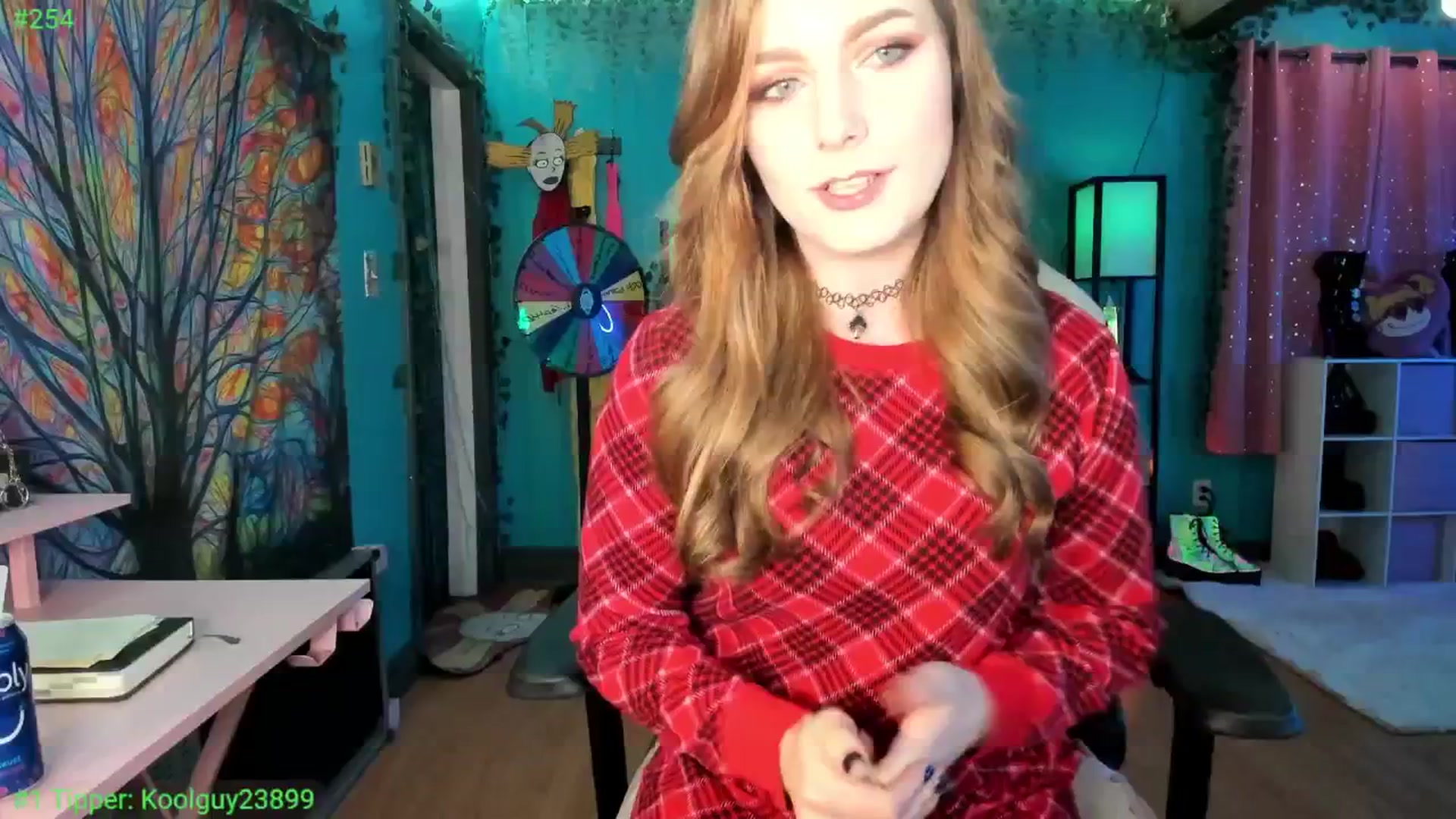 Gallery image thumbnail from MediogreMaya's myfreecams stream on, 09/25/2025, 08:11 image 6 of 20