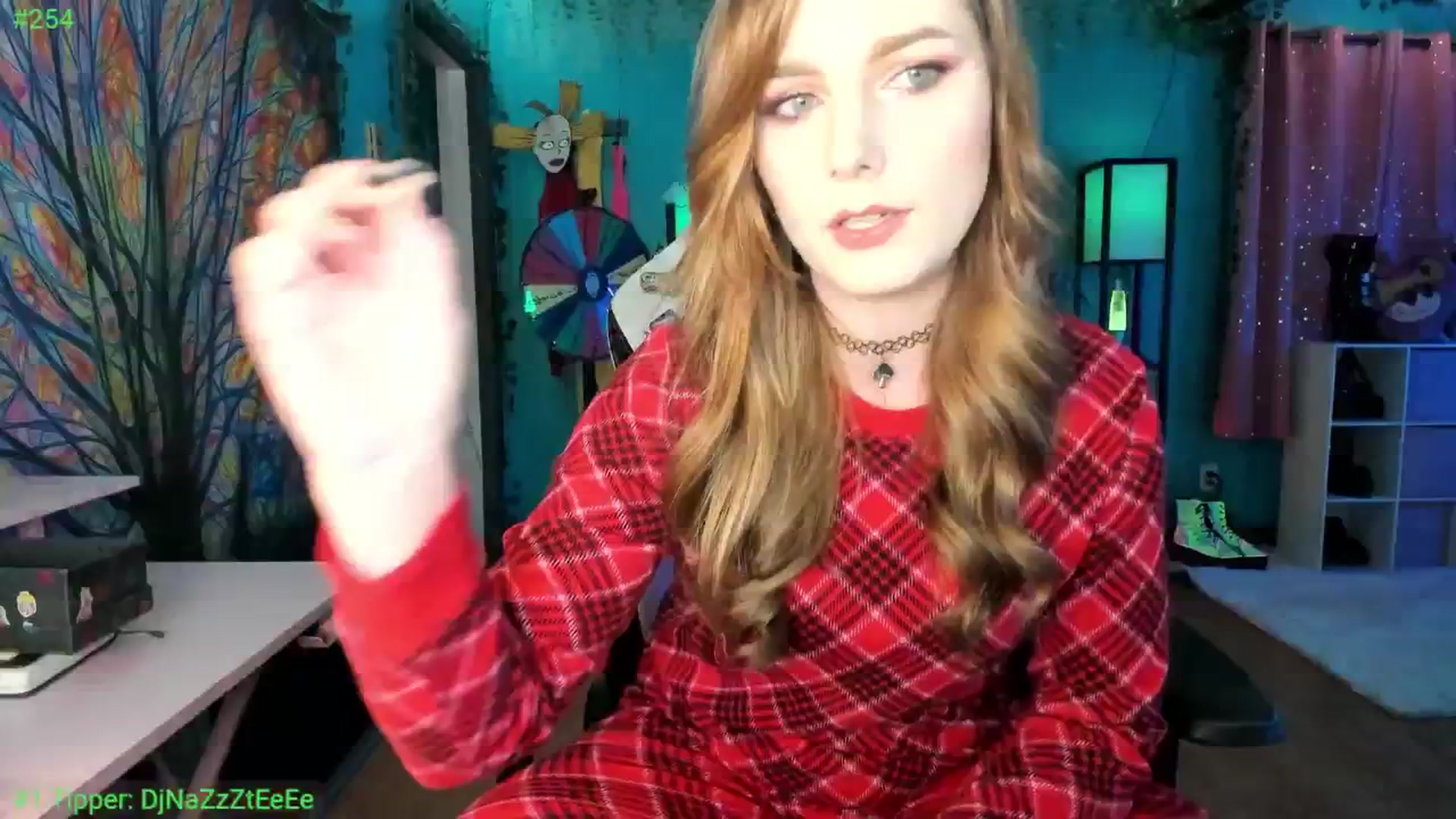 Gallery image thumbnail from MediogreMaya's myfreecams stream on, 09/25/2025, 08:11 image 10 of 20