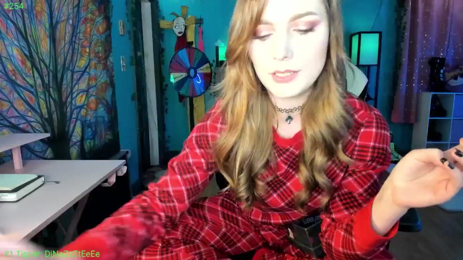 Gallery image thumbnail from MediogreMaya's myfreecams stream on, 09/25/2025, 08:11 image 9 of 20