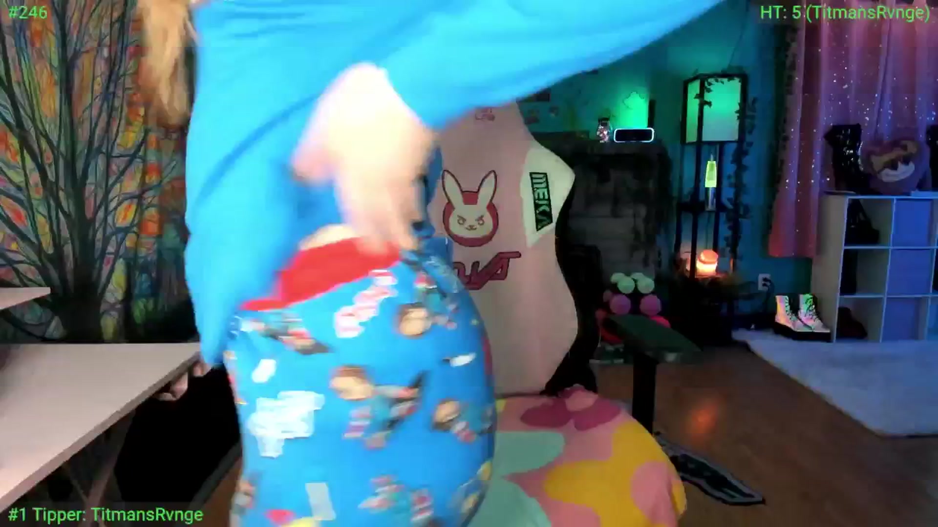 Gallery image thumbnail from MediogreMaya's myfreecams stream on, 09/29/2025, 08:33 image 7 of 20