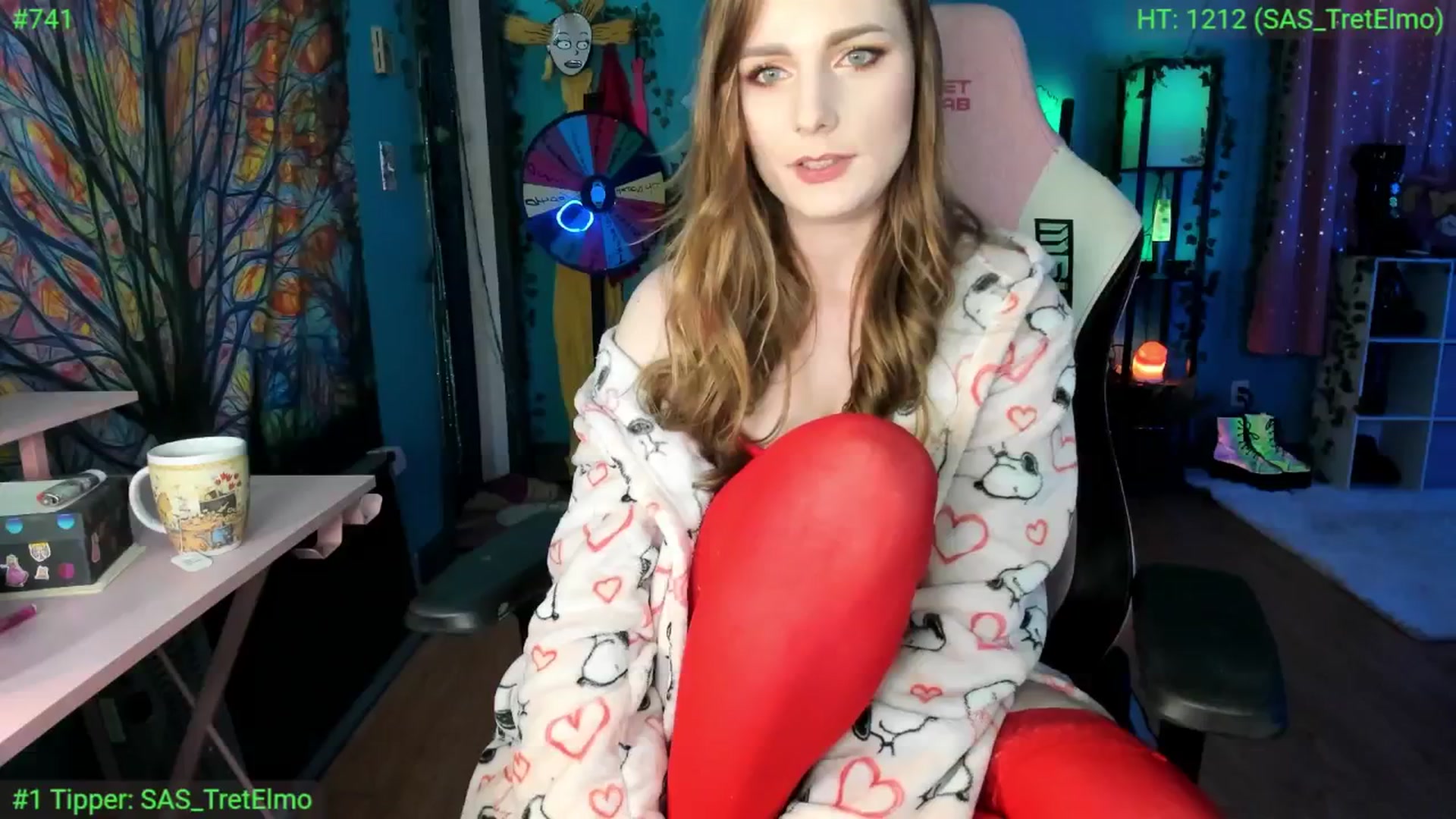 Gallery image thumbnail from MediogreMaya's myfreecams stream on, 10/05/2025, 09:01 image 14 of 20