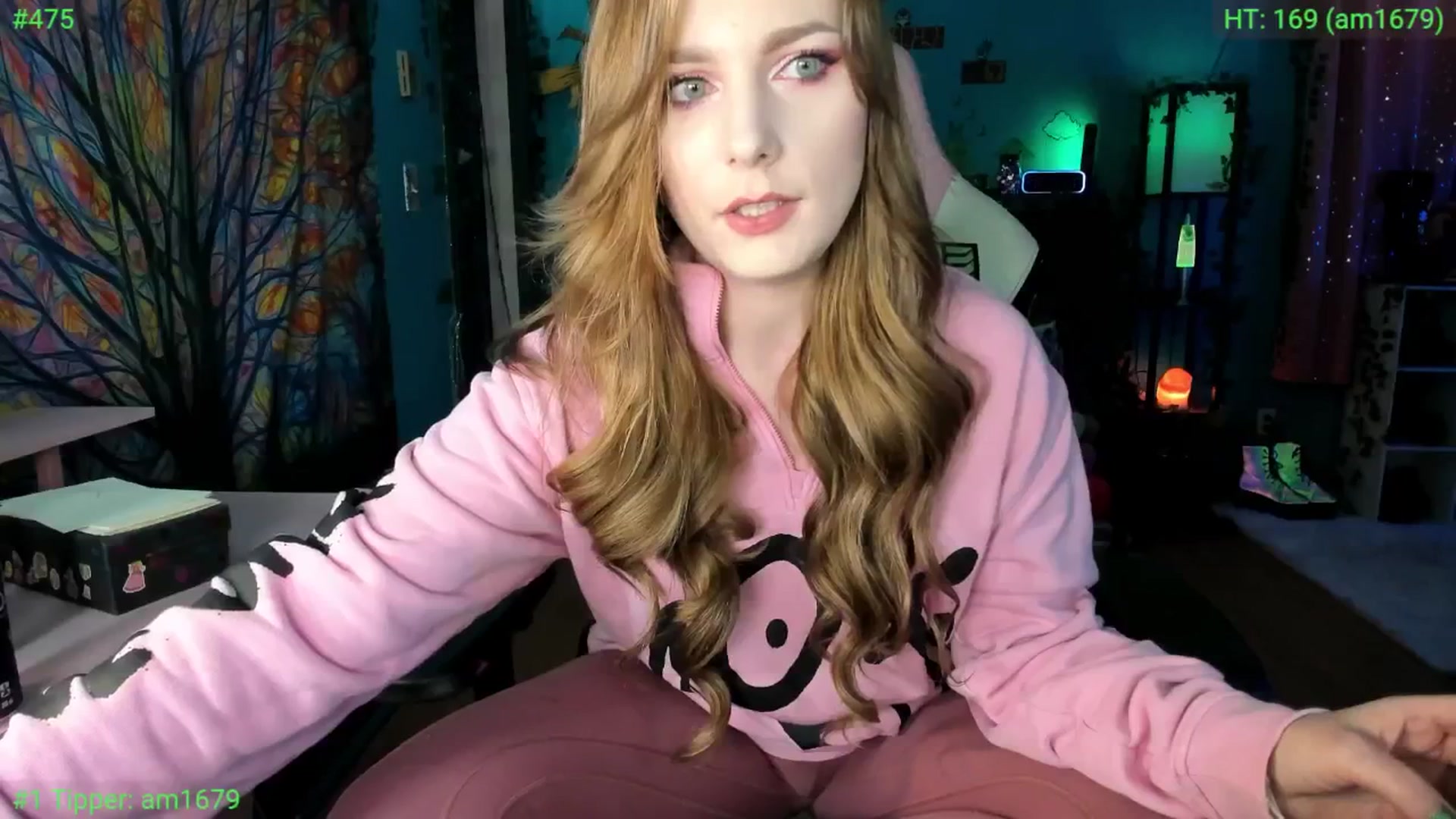 Gallery image thumbnail from MediogreMaya's myfreecams stream on, 10/08/2025, 08:13 image 3 of 20