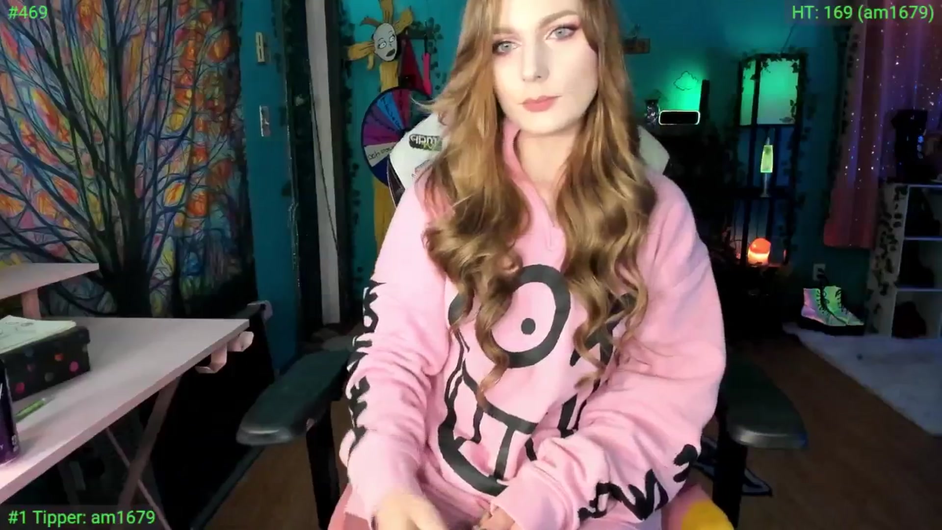 Gallery image thumbnail from MediogreMaya's myfreecams stream on, 10/08/2025, 08:13 image 7 of 20