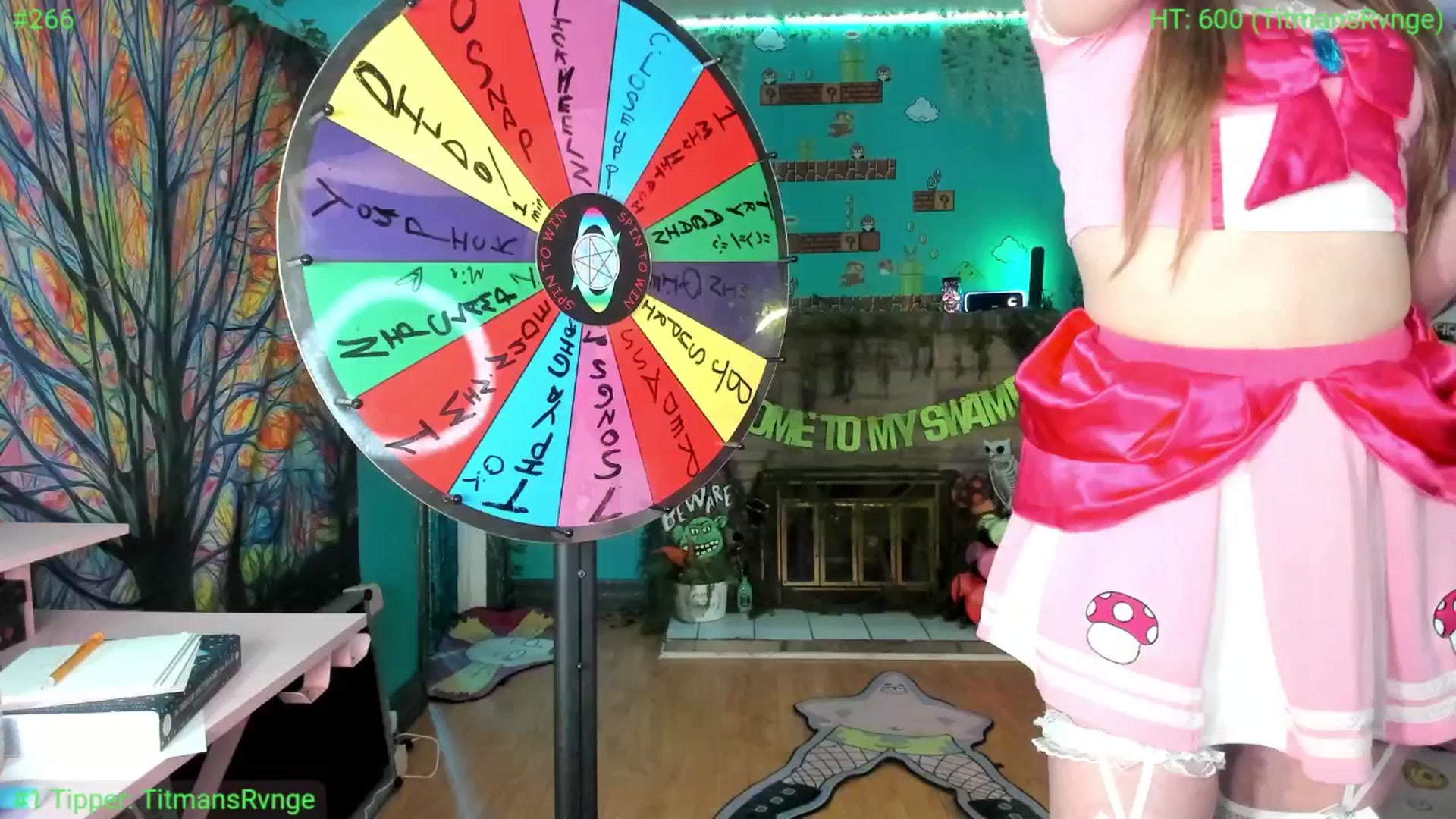 Gallery image thumbnail from MediogreMaya's myfreecams stream on, 10/19/2025, 12:31 image 7 of 20