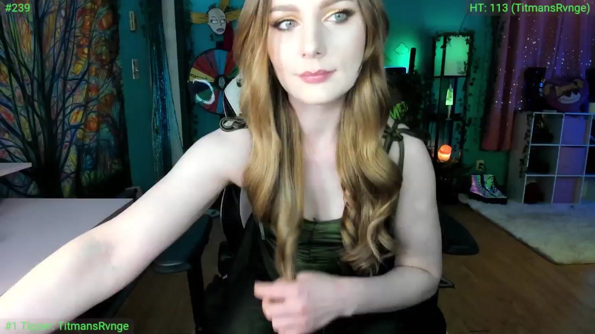 Gallery image thumbnail from MediogreMaya's myfreecams stream on, 10/21/2025, 08:36 image 3 of 20