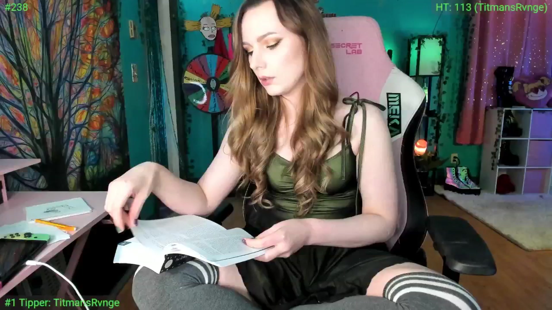 Gallery image thumbnail from MediogreMaya's myfreecams stream on, 10/21/2025, 08:36 image 20 of 20