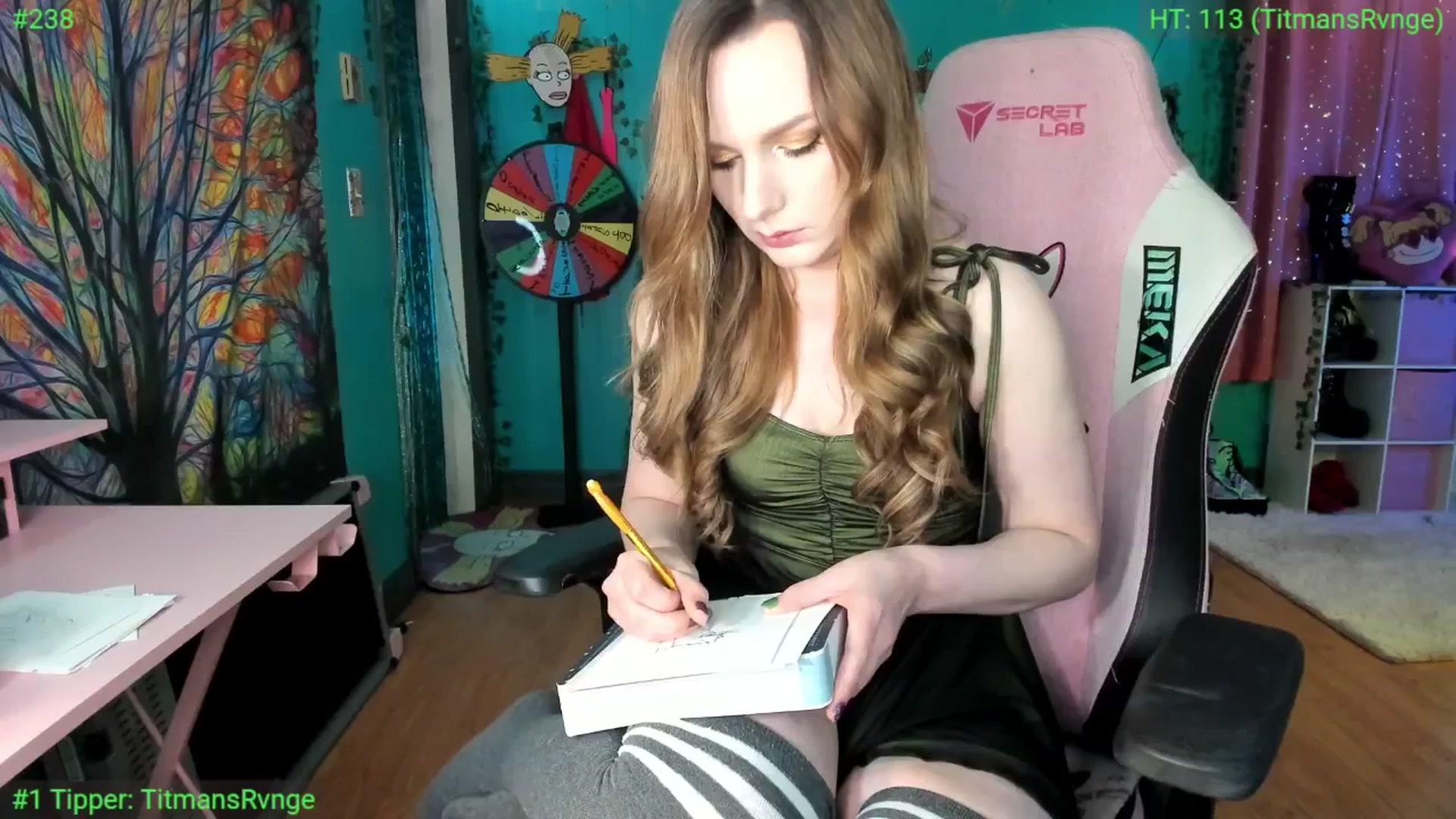 Gallery image thumbnail from MediogreMaya's myfreecams stream on, 10/21/2025, 08:36 image 16 of 20