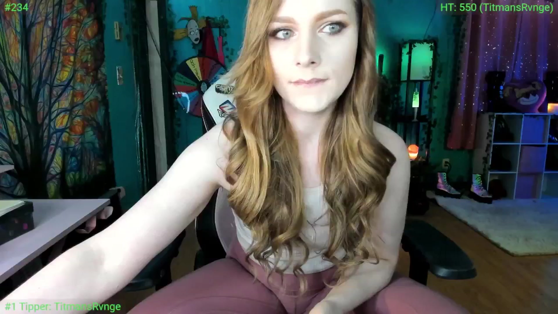 Gallery image thumbnail from MediogreMaya's myfreecams stream on, 10/24/2025, 06:49 image 7 of 20