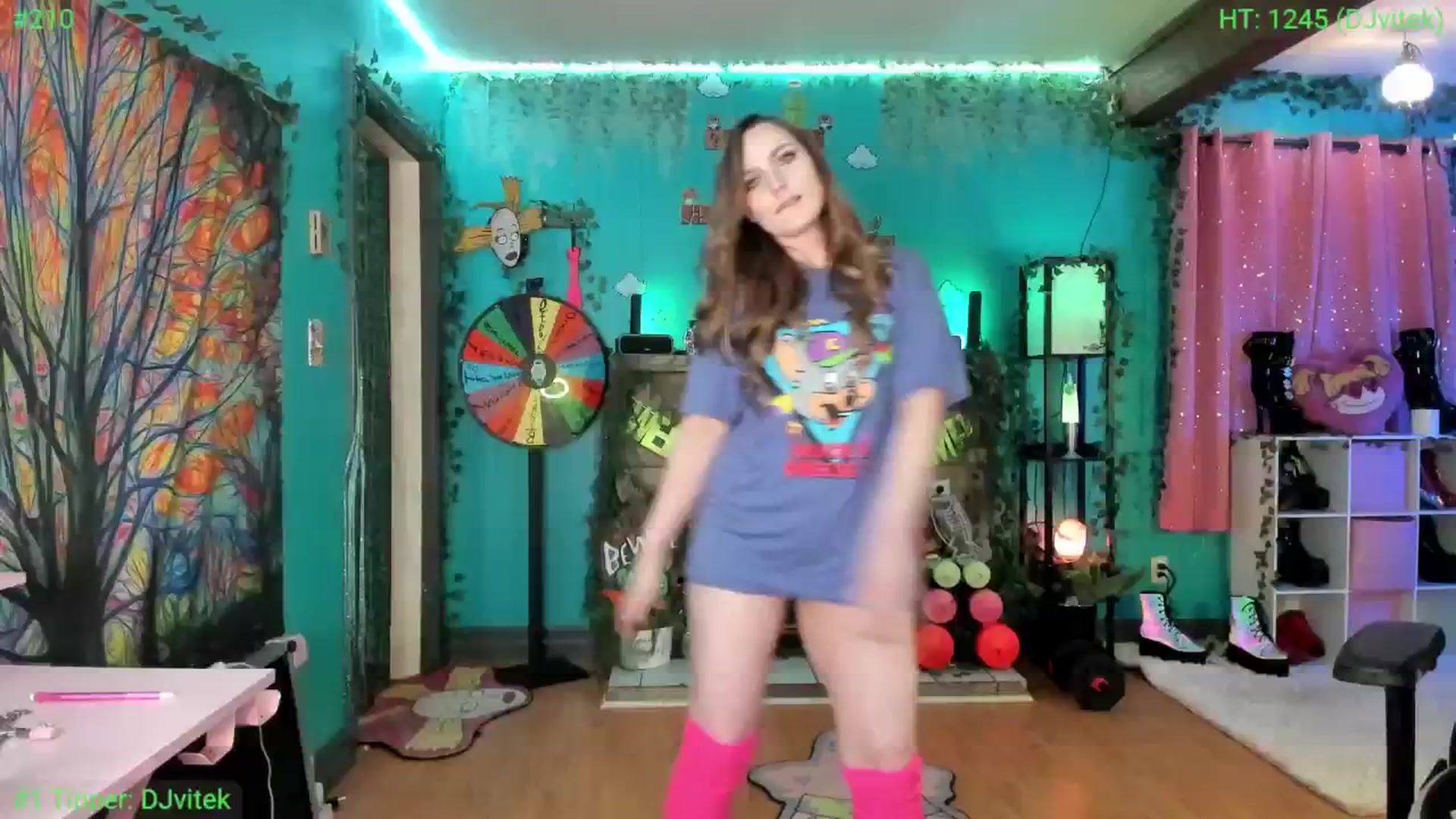 Gallery image thumbnail from MediogreMaya's myfreecams stream on, 10/24/2025, 10:10 image 5 of 20