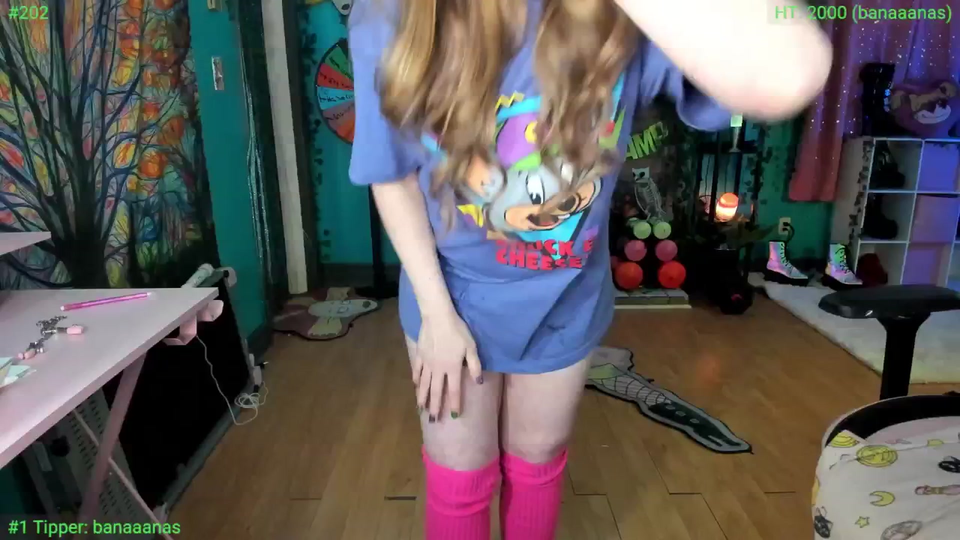 Gallery image thumbnail from MediogreMaya's myfreecams stream on, 10/24/2025, 10:10 image 15 of 20