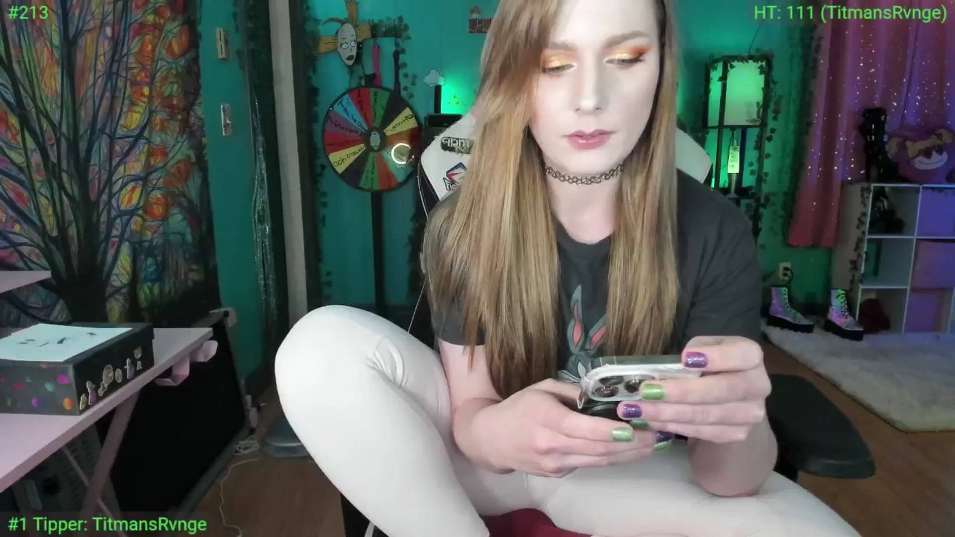 Gallery image thumbnail from MediogreMaya's myfreecams stream on, 10/27/2025, 09:05 image 7 of 20