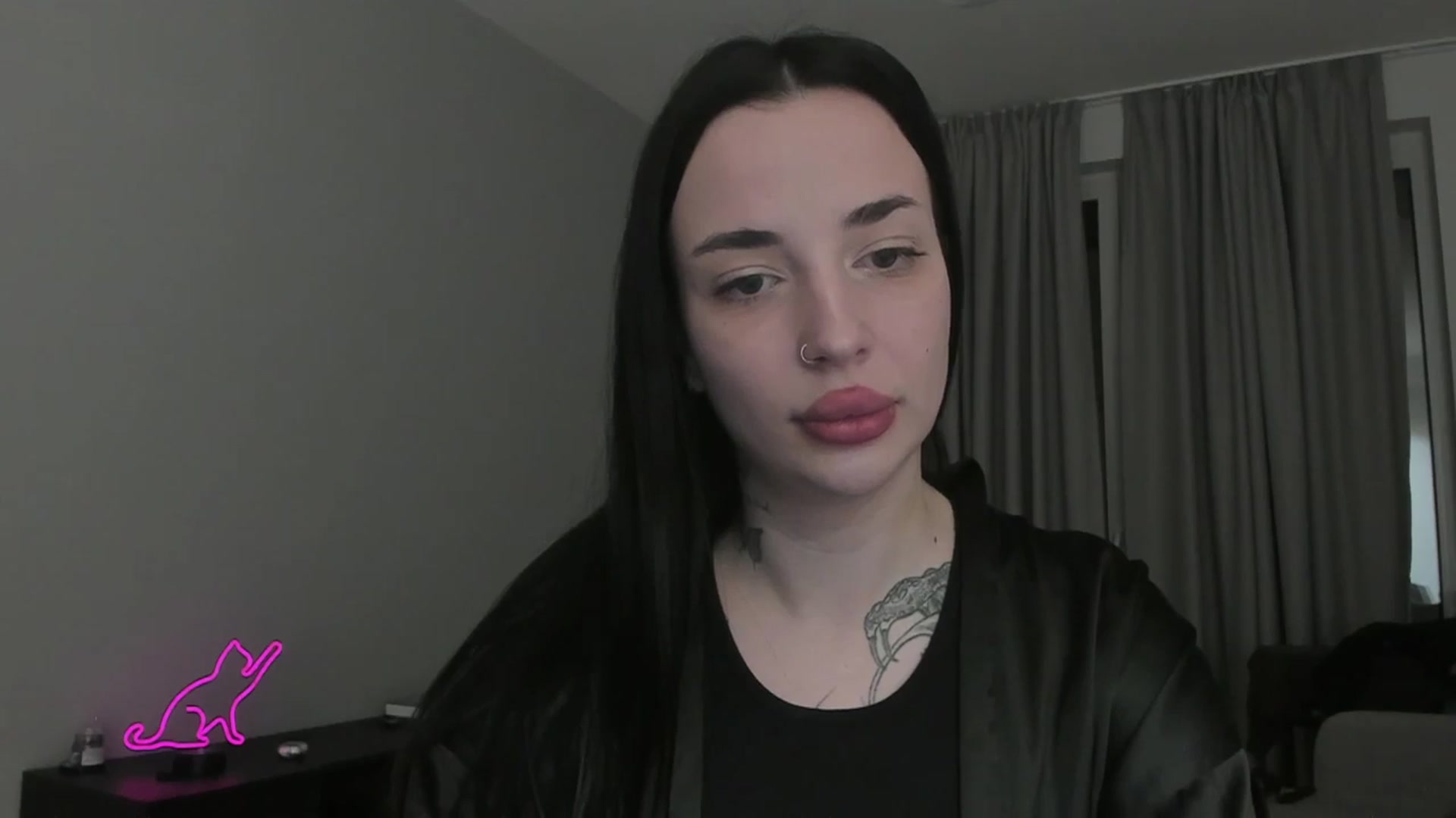 Gallery image thumbnail from MedisonbBlue's myfreecams stream on, 03/26/2025, 19:19 image 5 of 20