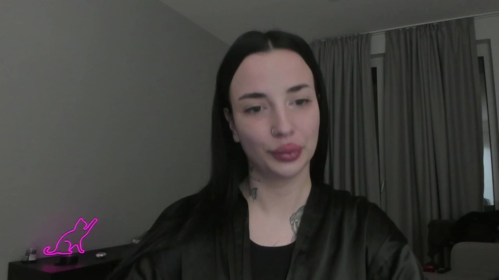 Gallery image thumbnail from MedisonbBlue's myfreecams stream on, 03/26/2025, 19:19 image 1 of 20