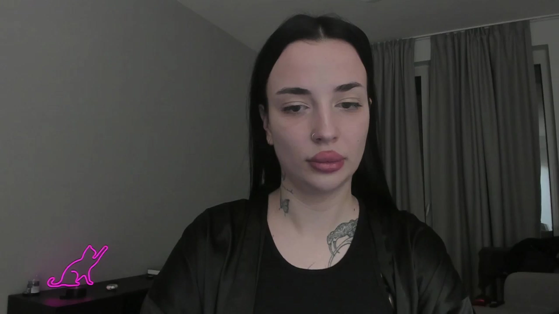 Gallery image thumbnail from MedisonbBlue's myfreecams stream on, 03/26/2025, 19:19 image 7 of 20