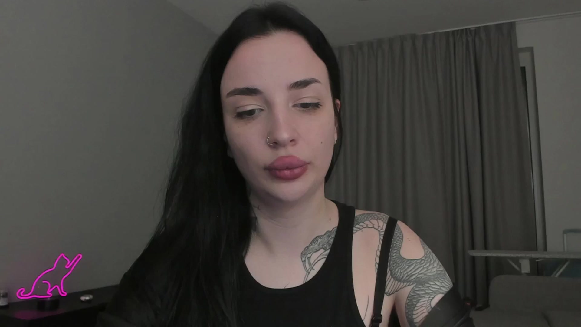 Gallery image thumbnail from MedisonbBlue's myfreecams stream on, 03/27/2025, 18:30 image 20 of 20
