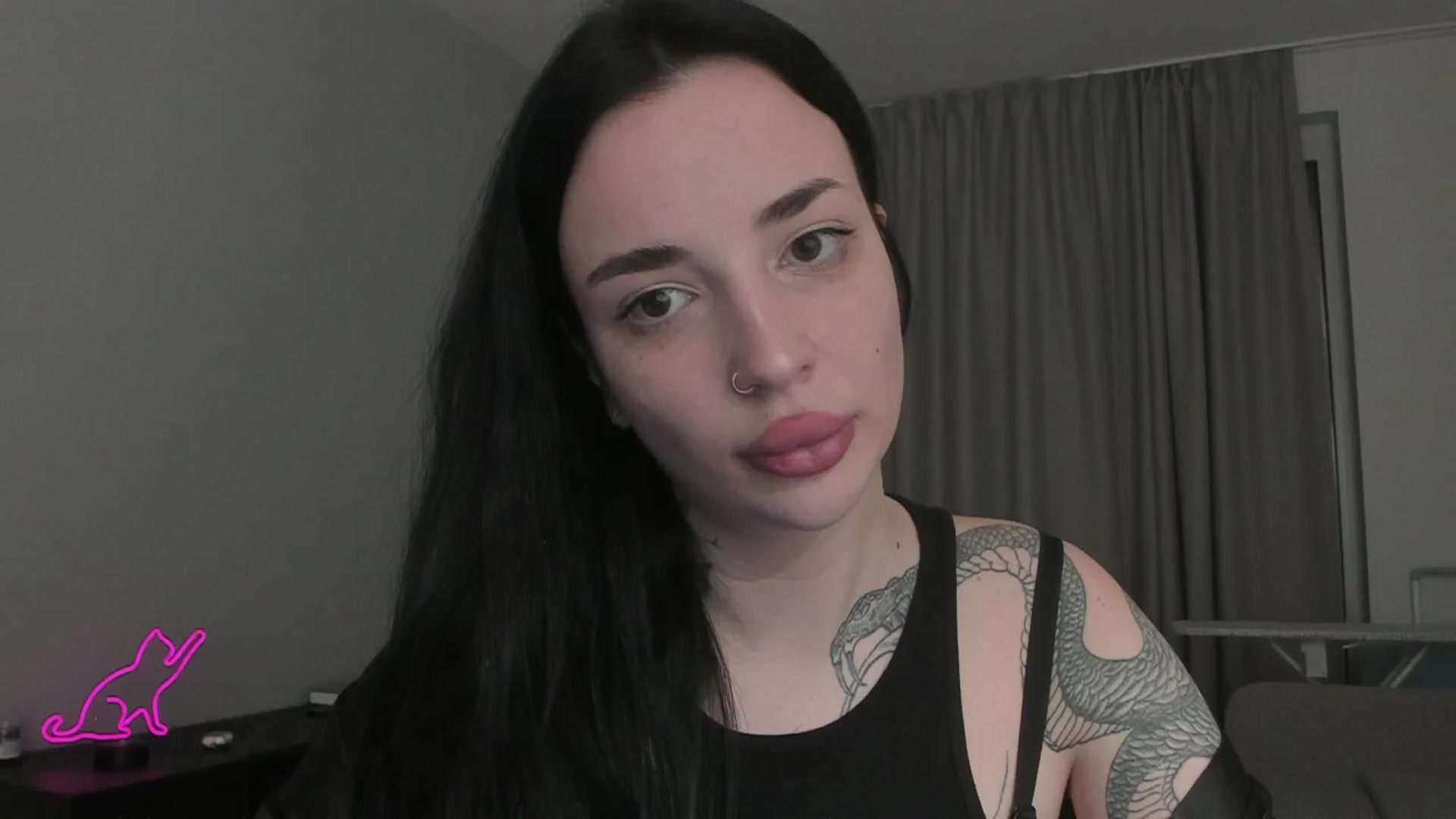 Gallery image thumbnail from MedisonbBlue's myfreecams stream on, 03/27/2025, 18:30 image 19 of 20