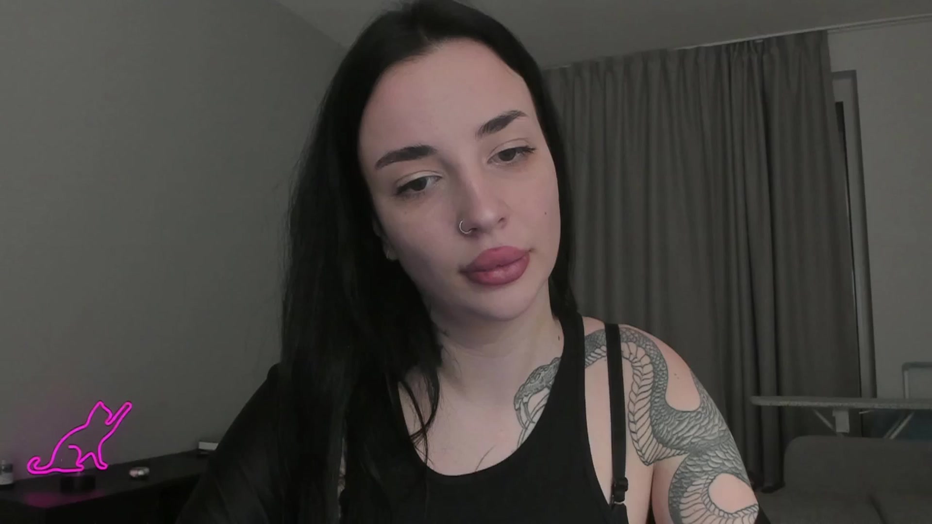 Gallery image thumbnail from MedisonbBlue's myfreecams stream on, 03/27/2025, 18:30 image 3 of 20