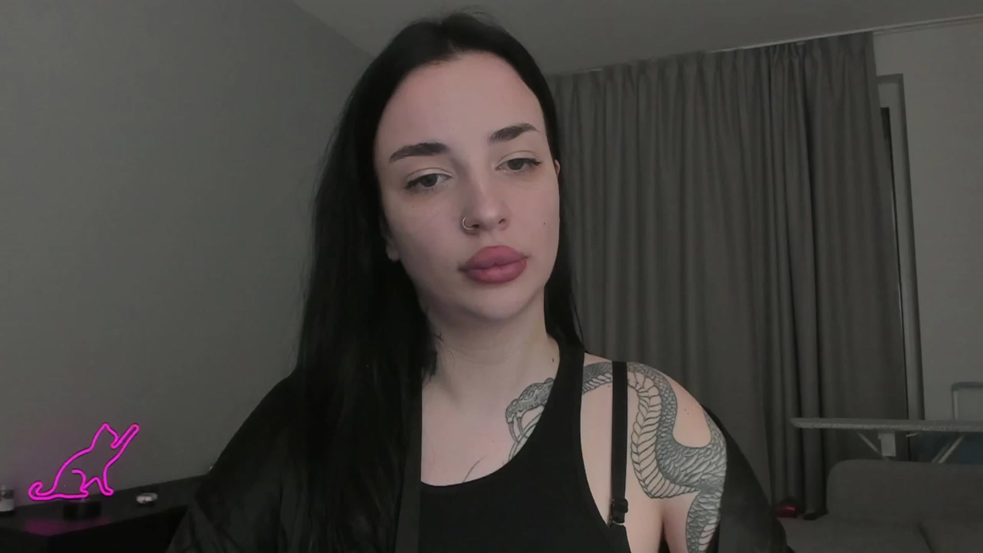 Gallery image thumbnail from MedisonbBlue's myfreecams stream on, 03/27/2025, 18:30 image 2 of 20