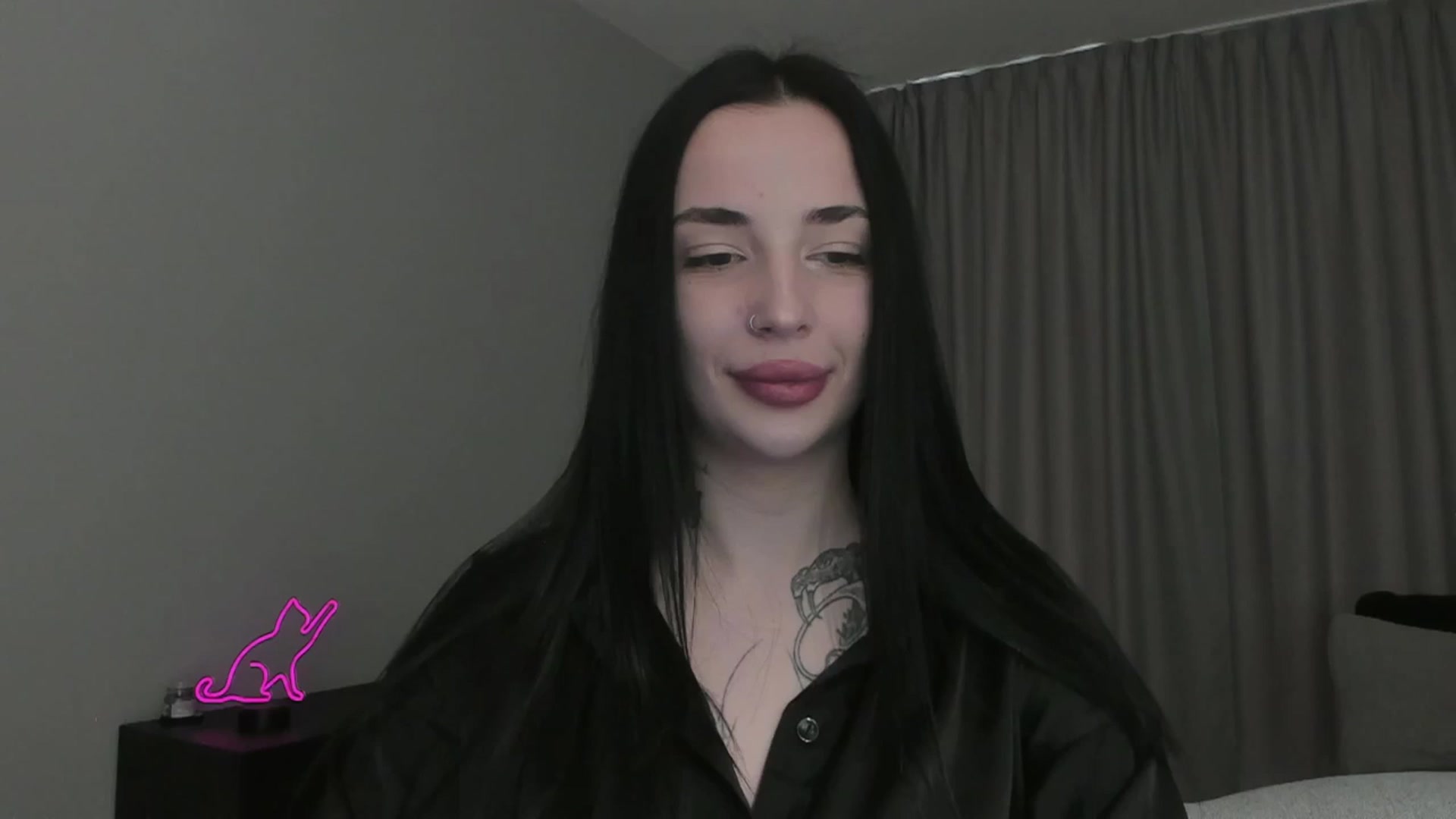 Gallery image thumbnail from MedisonbBlue's myfreecams stream on, 03/31/2025, 16:05 image 3 of 20