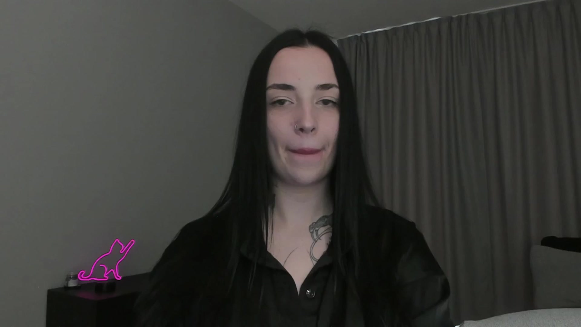 Gallery image thumbnail from MedisonbBlue's myfreecams stream on, 03/31/2025, 16:05 image 11 of 20