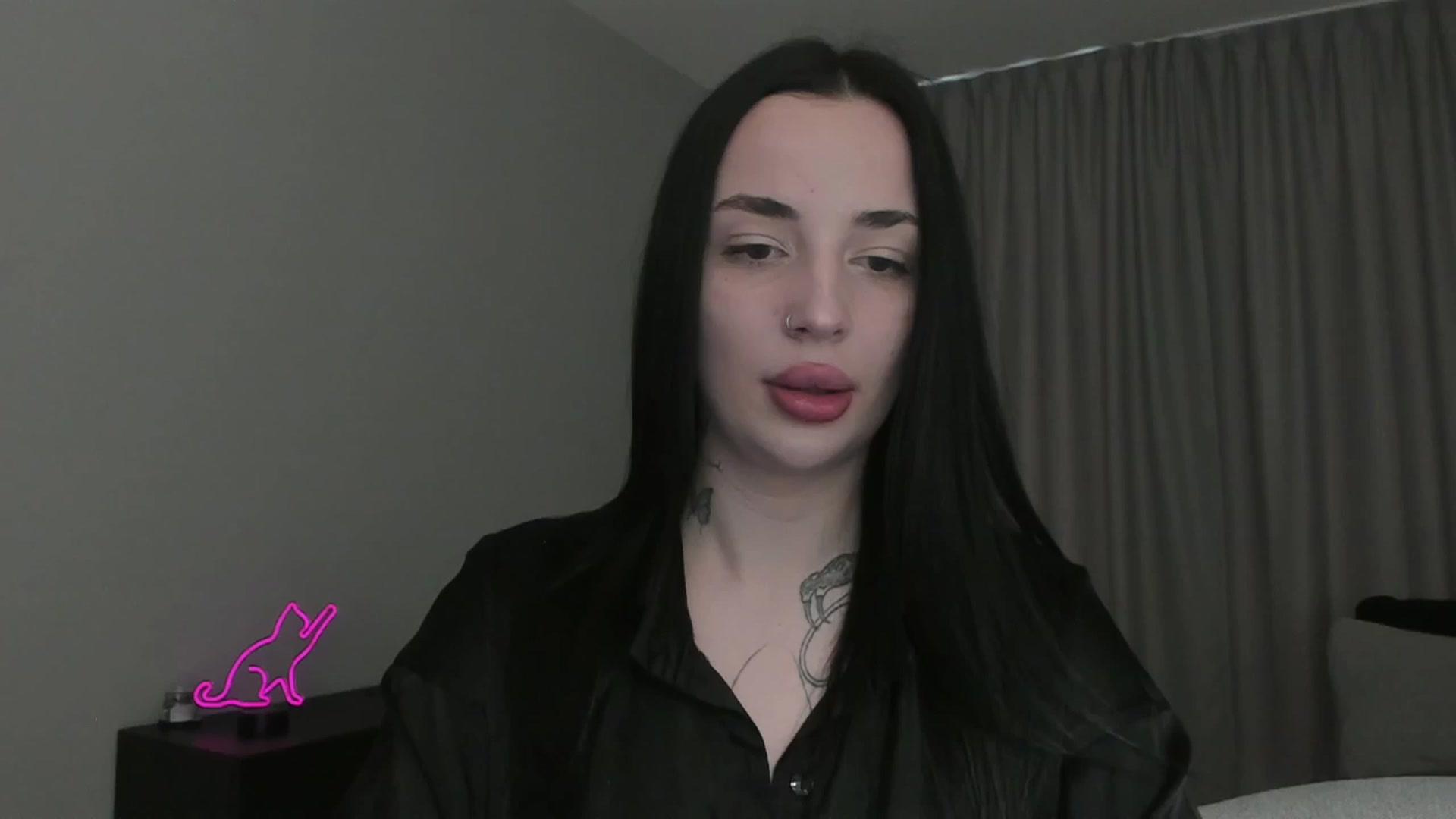 Gallery image thumbnail from MedisonbBlue's myfreecams stream on, 03/31/2025, 16:05 image 15 of 20