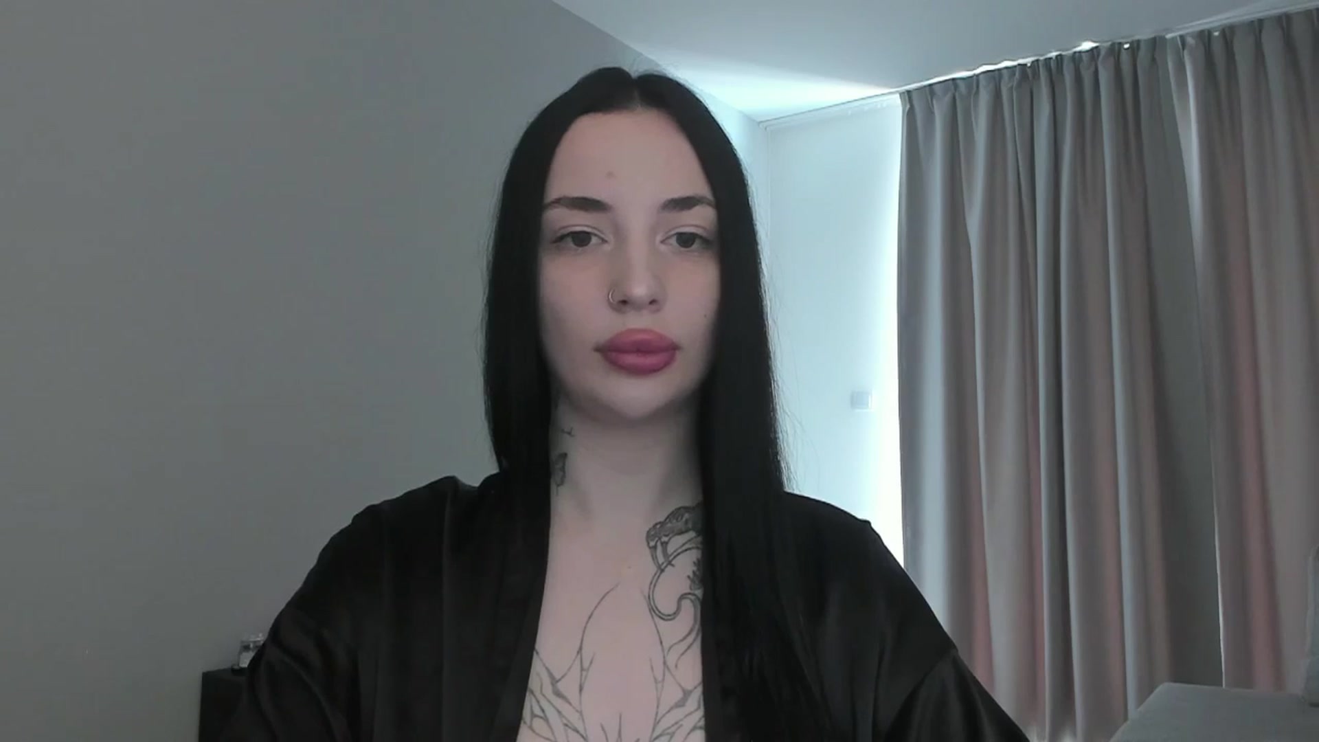Gallery image thumbnail from MedisonbBlue's myfreecams stream on, 04/10/2025, 12:54 image 16 of 20