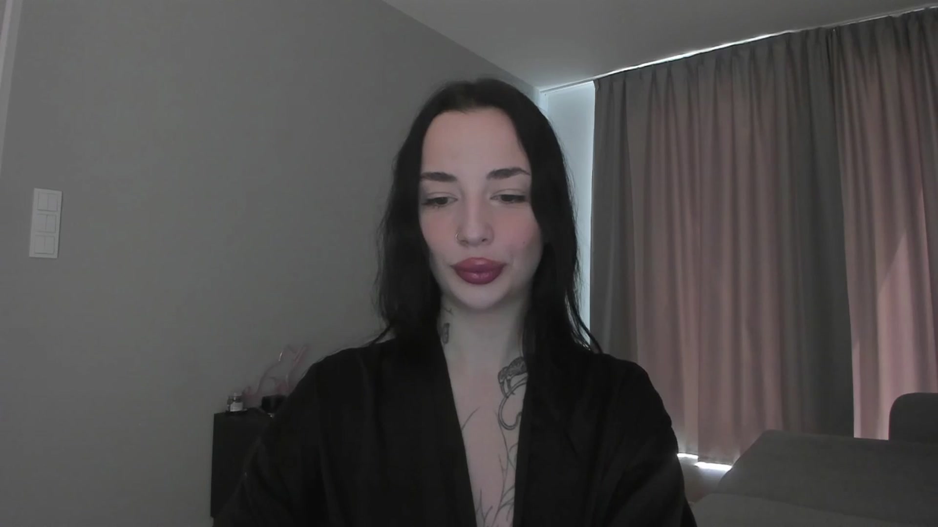 Gallery image thumbnail from MedisonbBlue's myfreecams stream on, 05/11/2025, 11:24 image 18 of 20