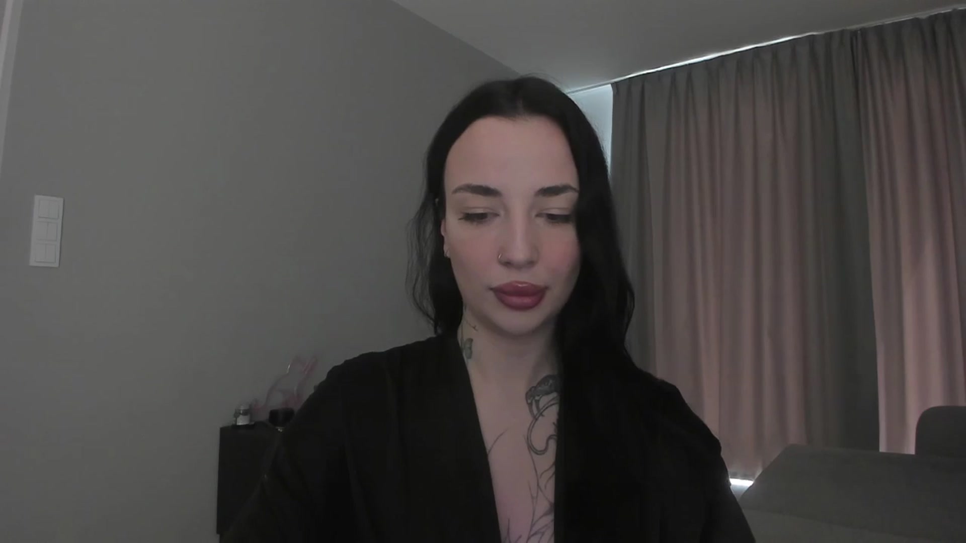 Gallery image thumbnail from MedisonbBlue's myfreecams stream on, 05/11/2025, 11:24 image 20 of 20