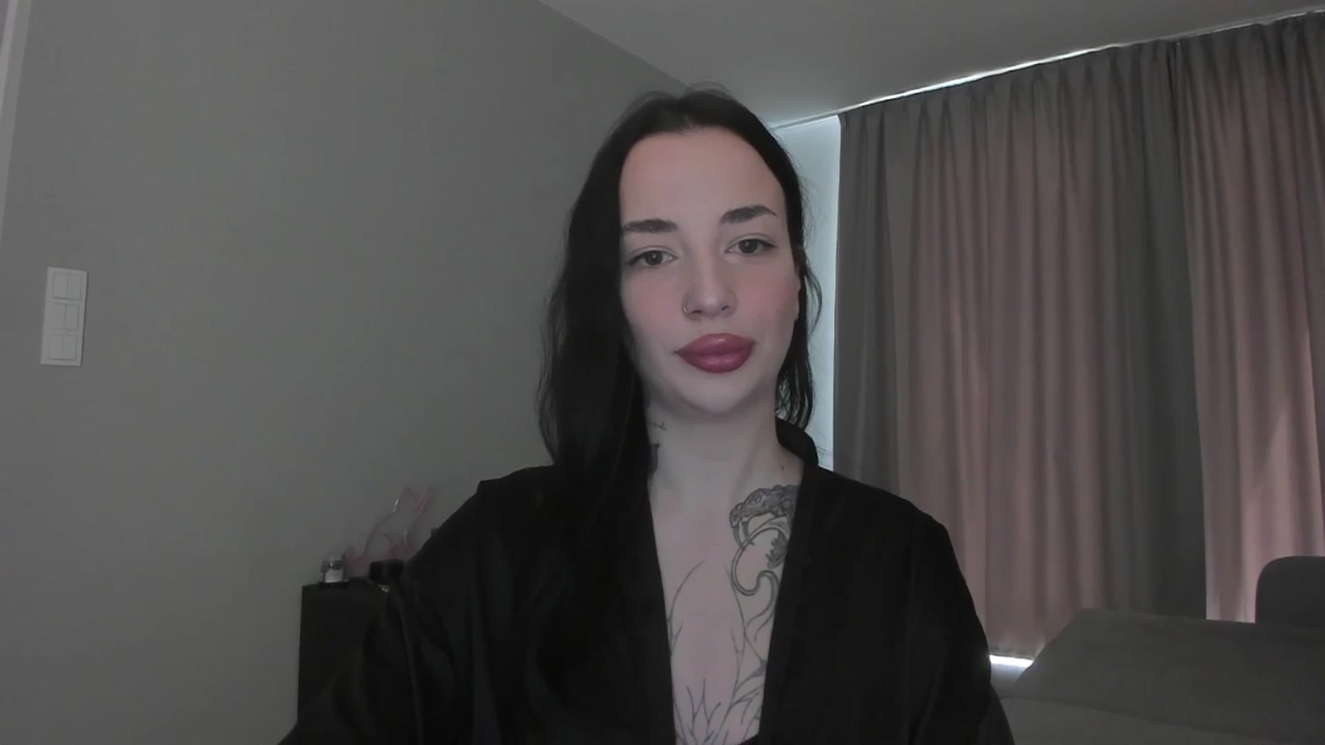 Gallery image thumbnail from MedisonbBlue's myfreecams stream on, 05/11/2025, 11:24 image 4 of 20