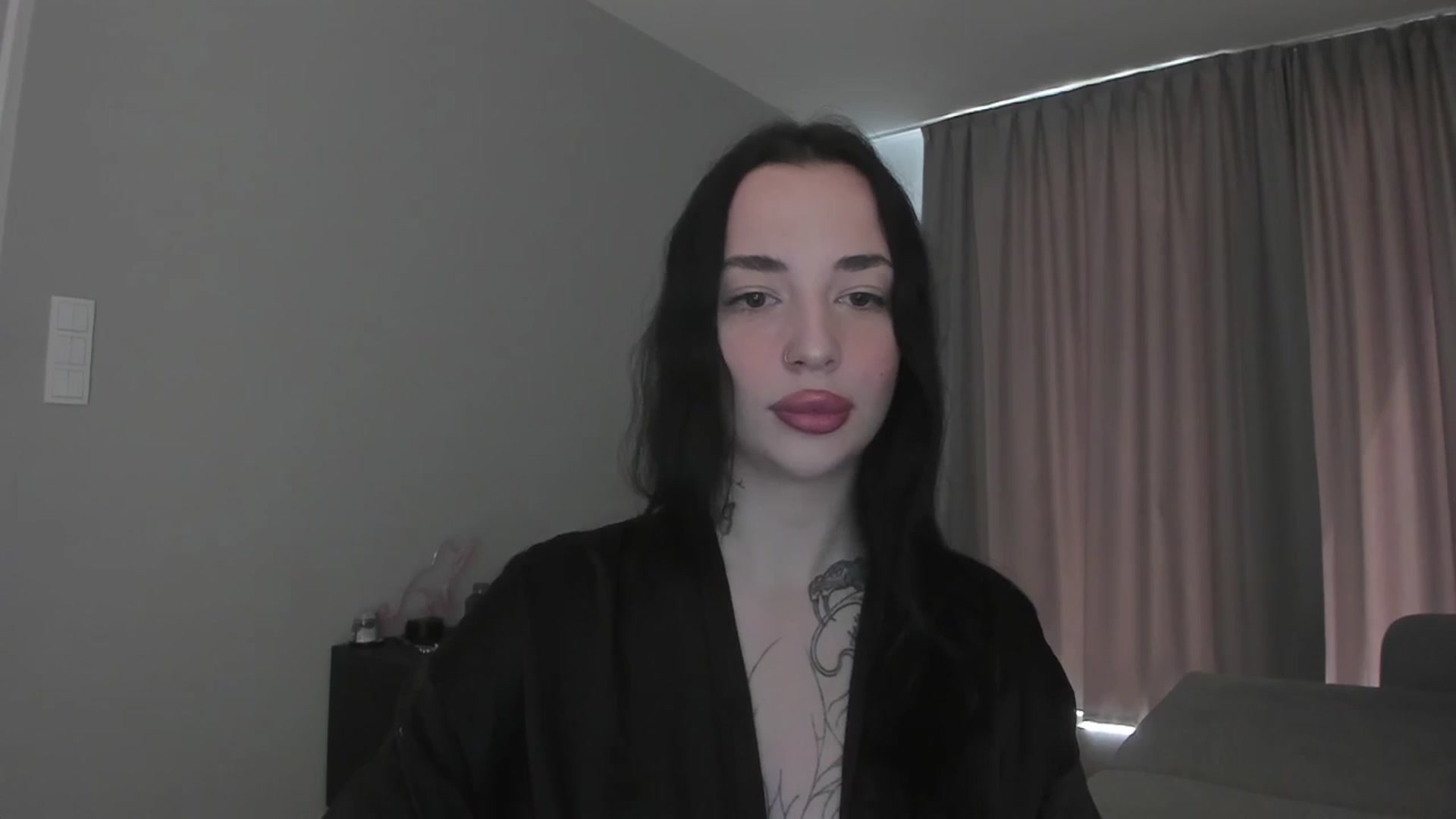 Gallery image thumbnail from MedisonbBlue's myfreecams stream on, 05/11/2025, 11:24 image 19 of 20