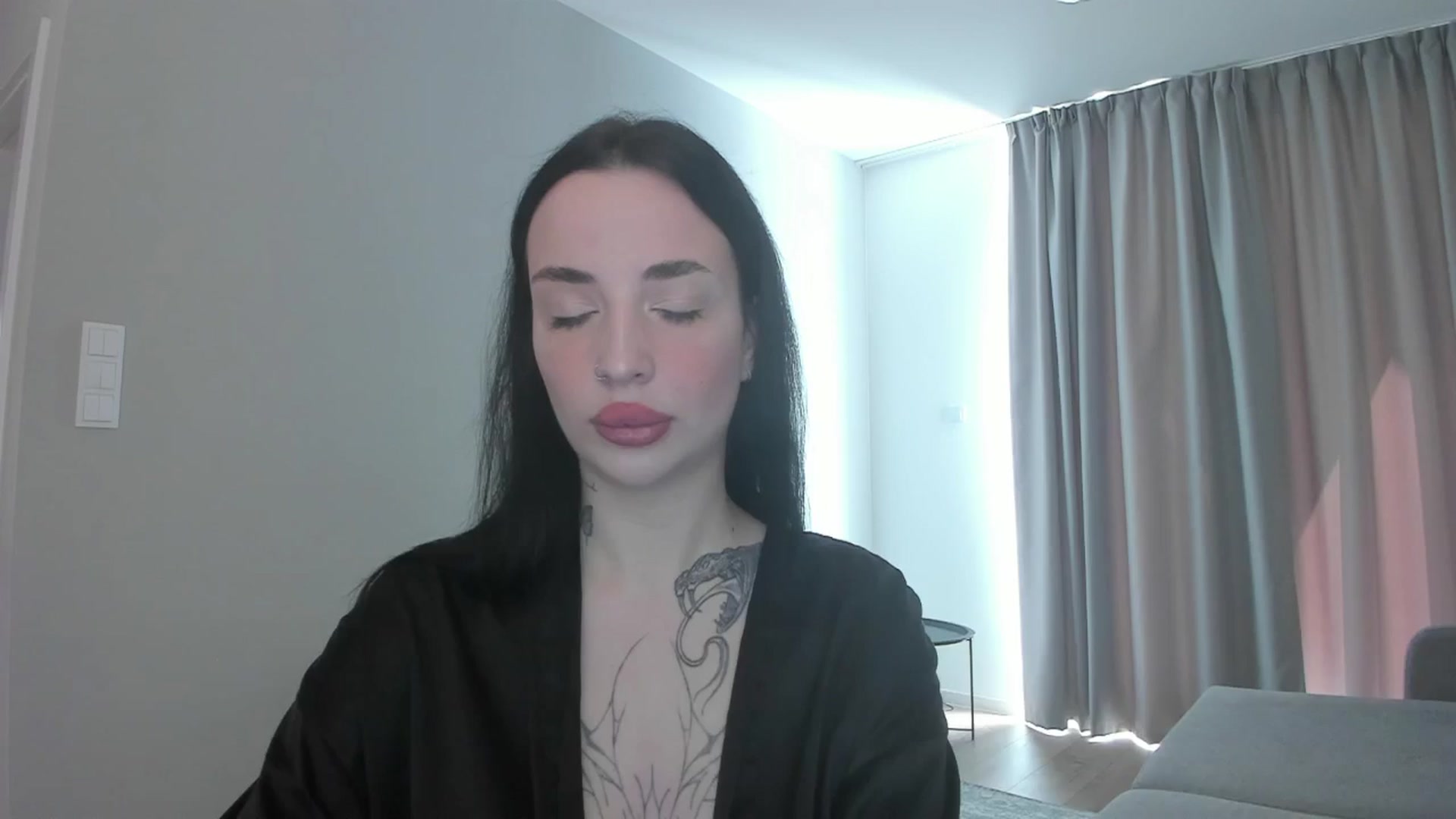 Gallery image thumbnail from MedisonbBlue's myfreecams stream on, 05/12/2025, 11:54 image 15 of 20