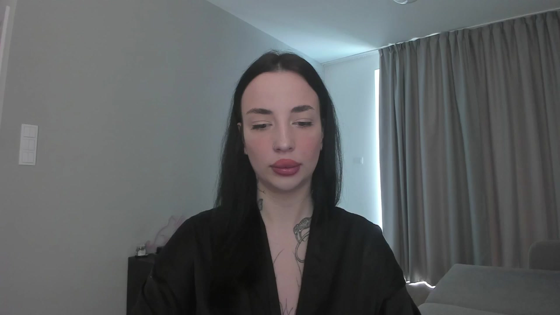 Gallery image thumbnail from MedisonbBlue's myfreecams stream on, 05/12/2025, 11:54 image 10 of 20