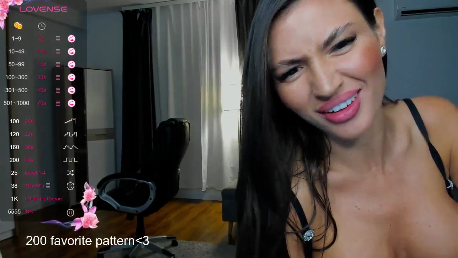 Gallery image thumbnail from MedussaEyes's myfreecams stream on, 07/31/2024, 22:20 image 8 of 20