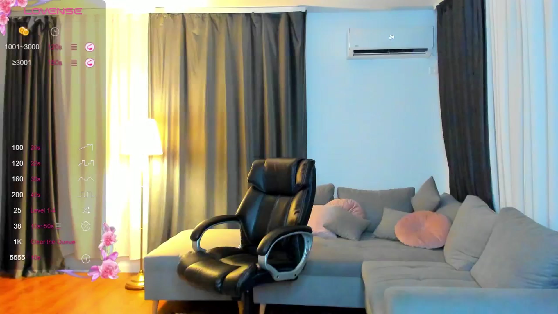Gallery image thumbnail from MedussaEyes's myfreecams stream on, 08/22/2024, 24:47 image 13 of 20