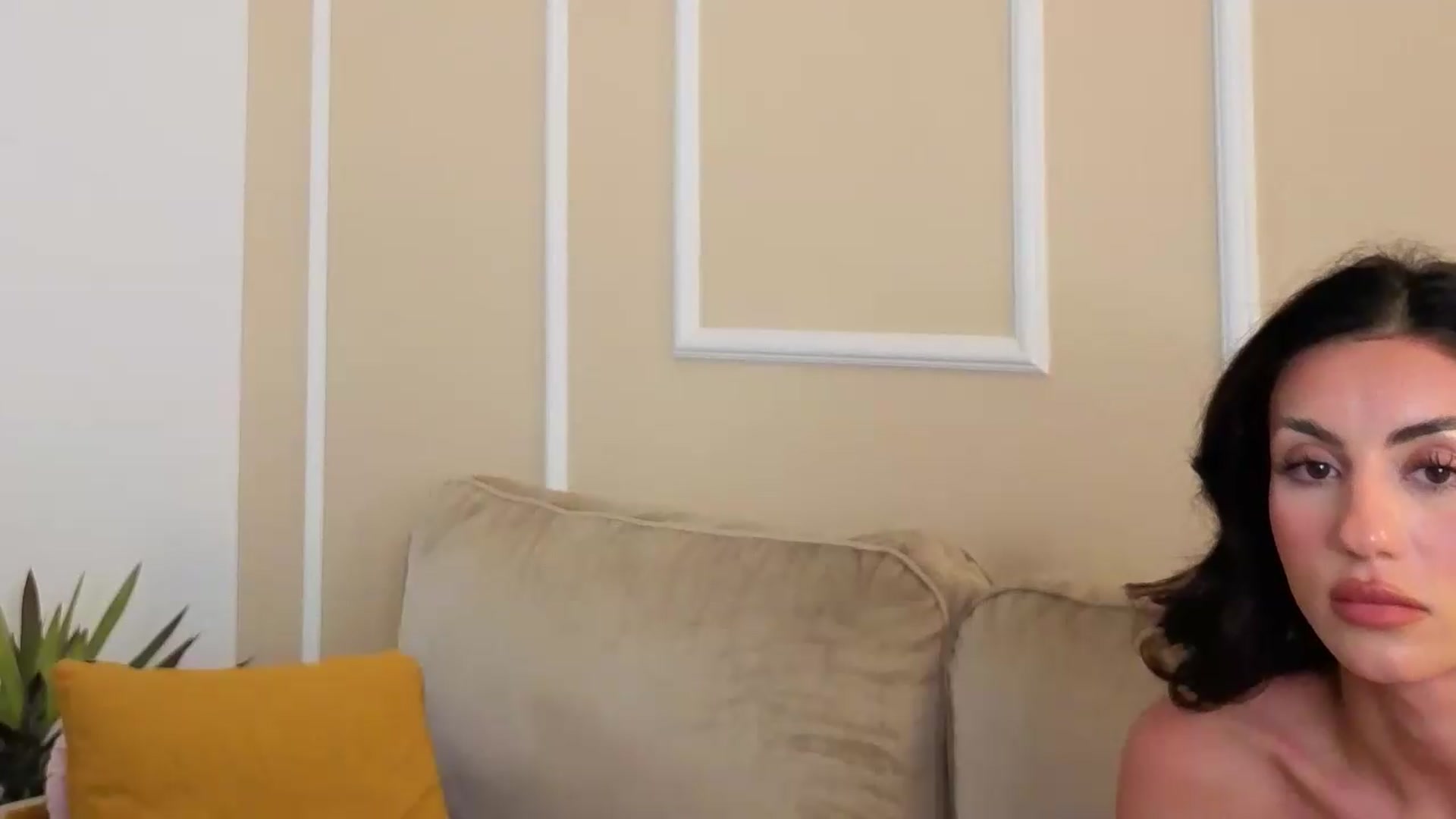 Gallery image thumbnail from MedussaEyes's myfreecams stream on, 06/22/2026, 11:04 image 17 of 20