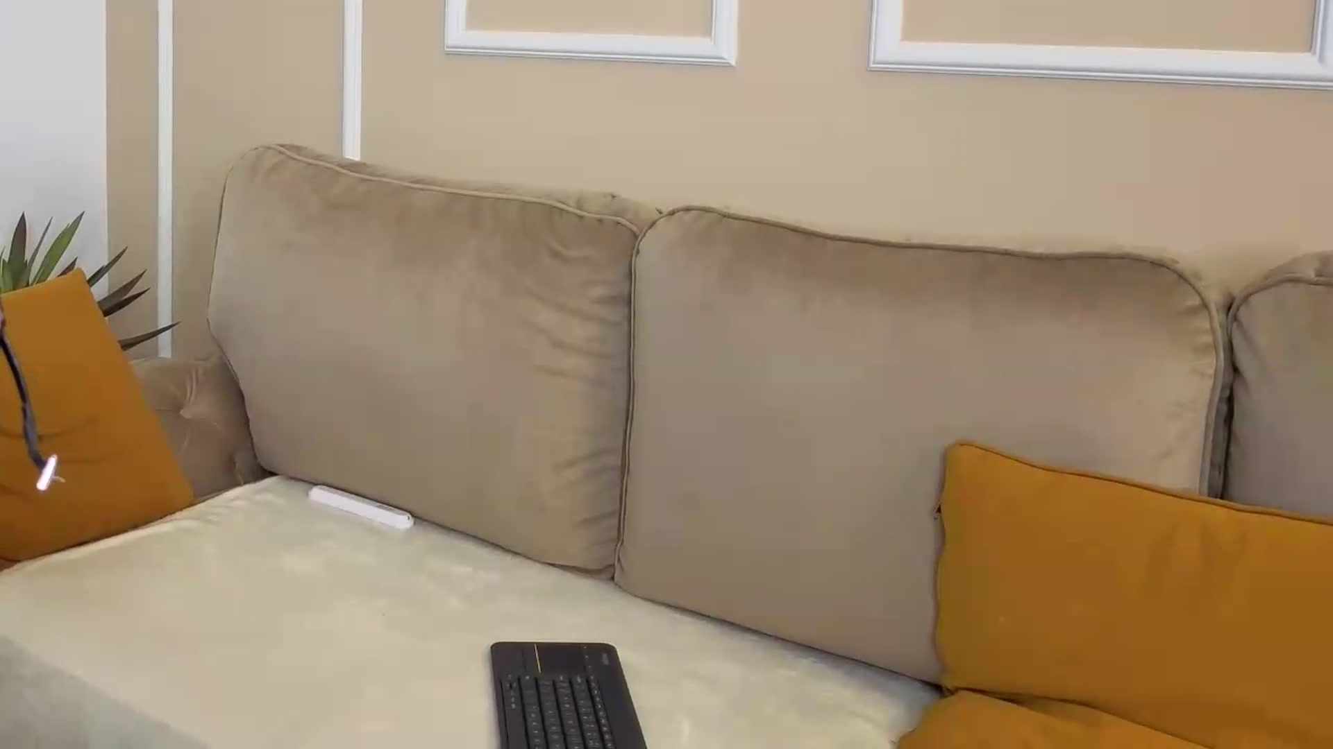 Gallery image thumbnail from MedussaEyes's myfreecams stream on, 06/24/2026, 11:03 image 6 of 20