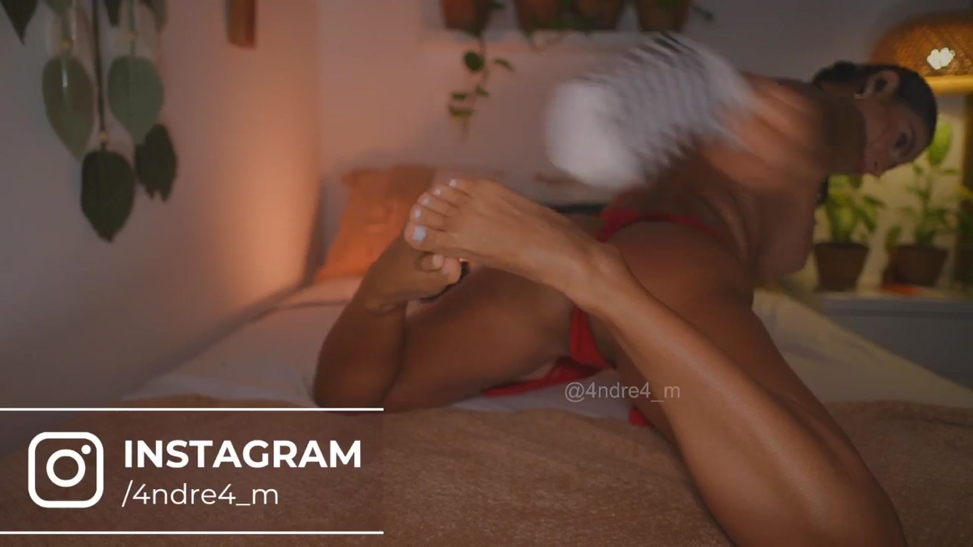 Gallery image thumbnail from Meegan1's myfreecams stream on, 10/16/2025, 14:13 image 14 of 20