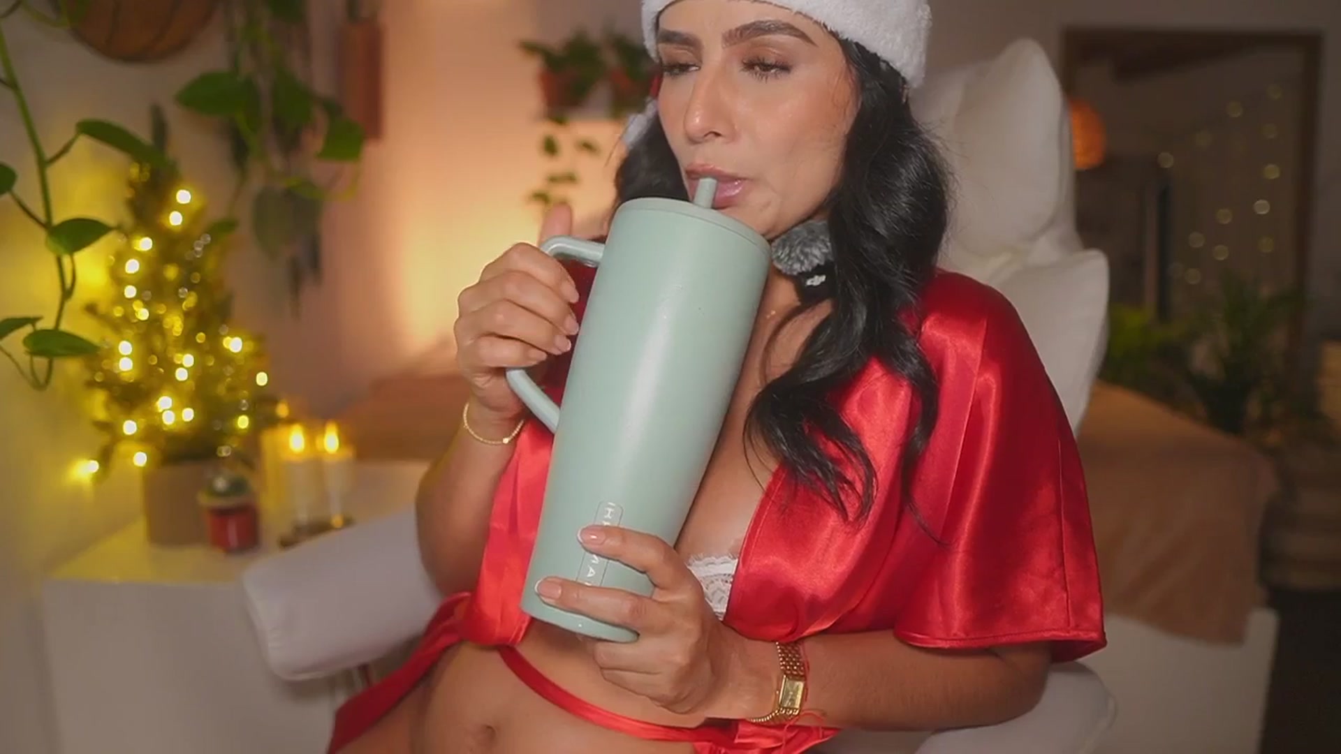 Gallery image thumbnail from Meegan1's myfreecams stream on, 12/23/2025, 17:34 image 15 of 20