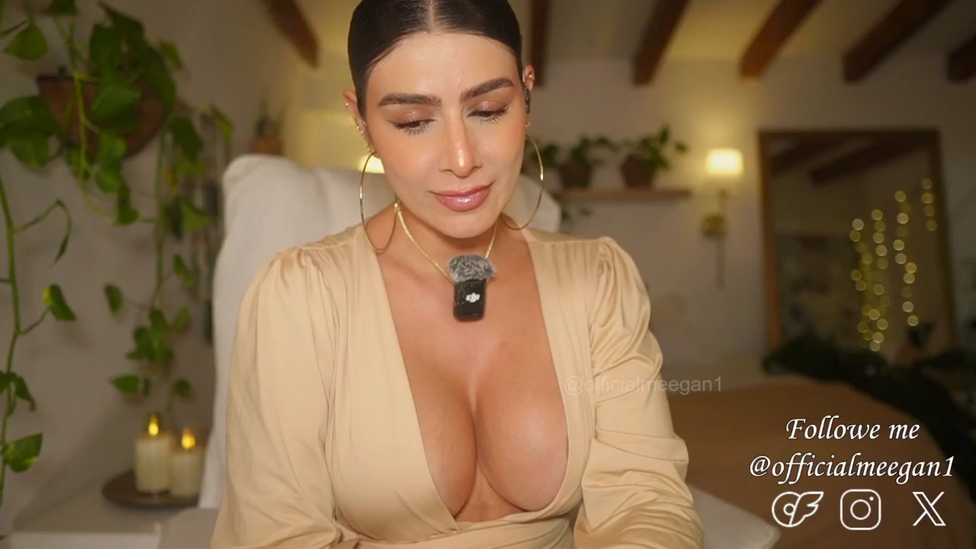 Gallery image thumbnail from Meegan1's myfreecams stream on, 04/13/2026, 16:28 image 10 of 20