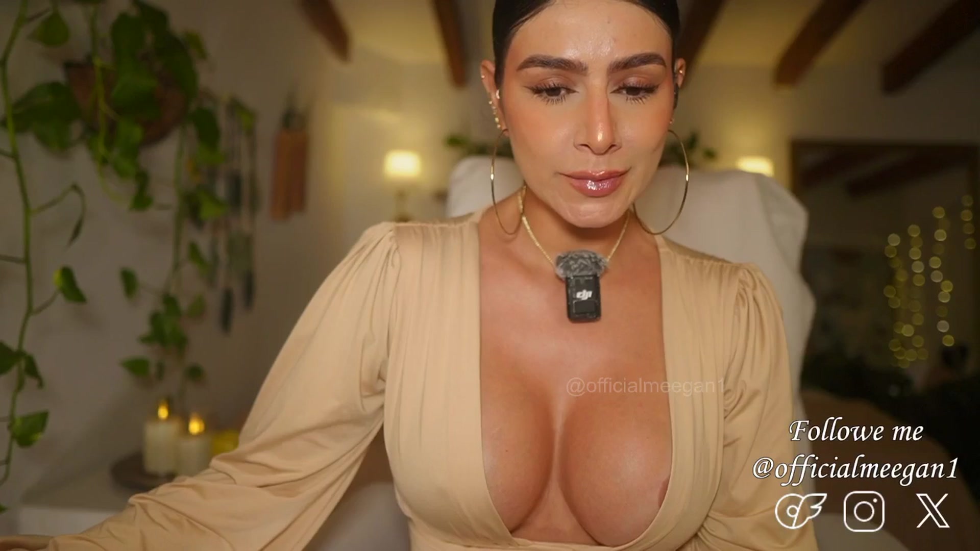 Gallery image thumbnail from Meegan1's myfreecams stream on, 04/13/2026, 16:28 image 17 of 20