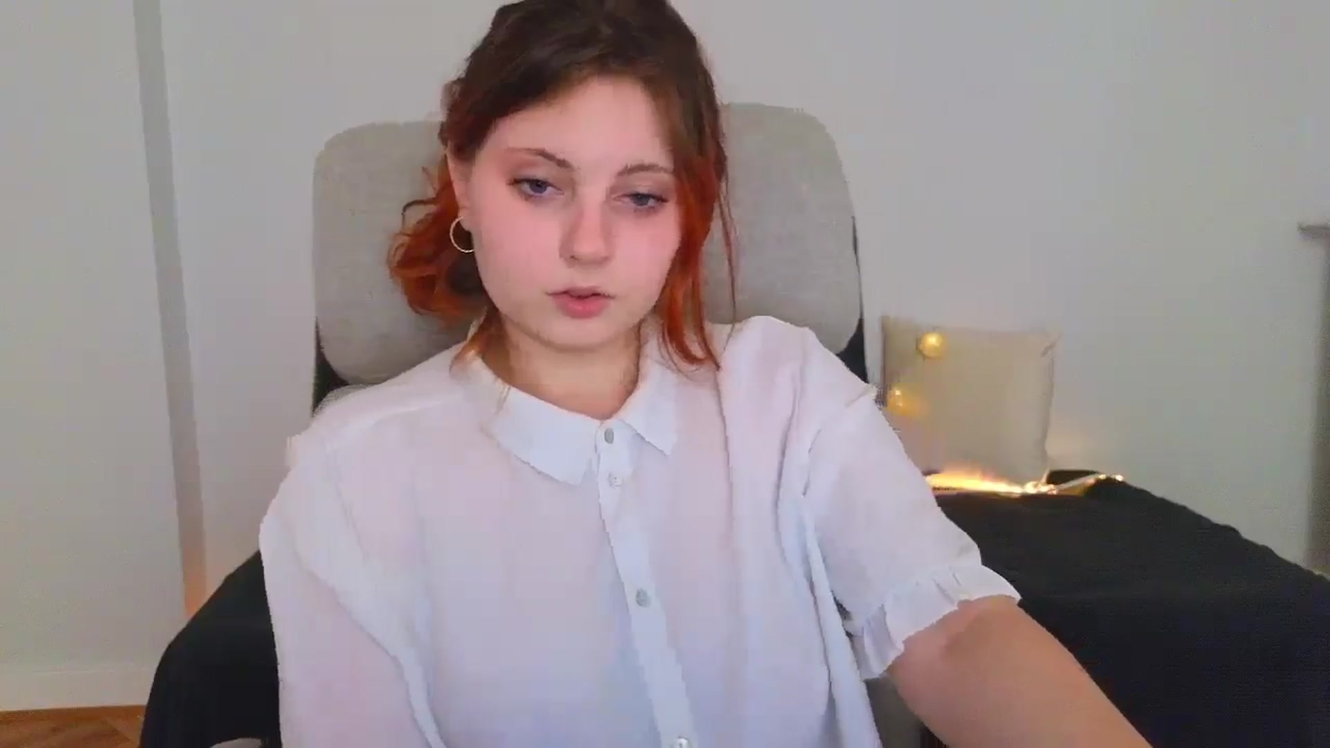Gallery image thumbnail from Mefistaa's myfreecams stream on, 06/05/2025, 14:10 image 8 of 20