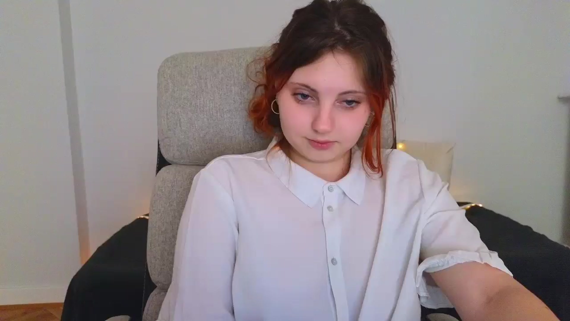 Gallery image thumbnail from Mefistaa's myfreecams stream on, 06/05/2025, 14:10 image 1 of 20