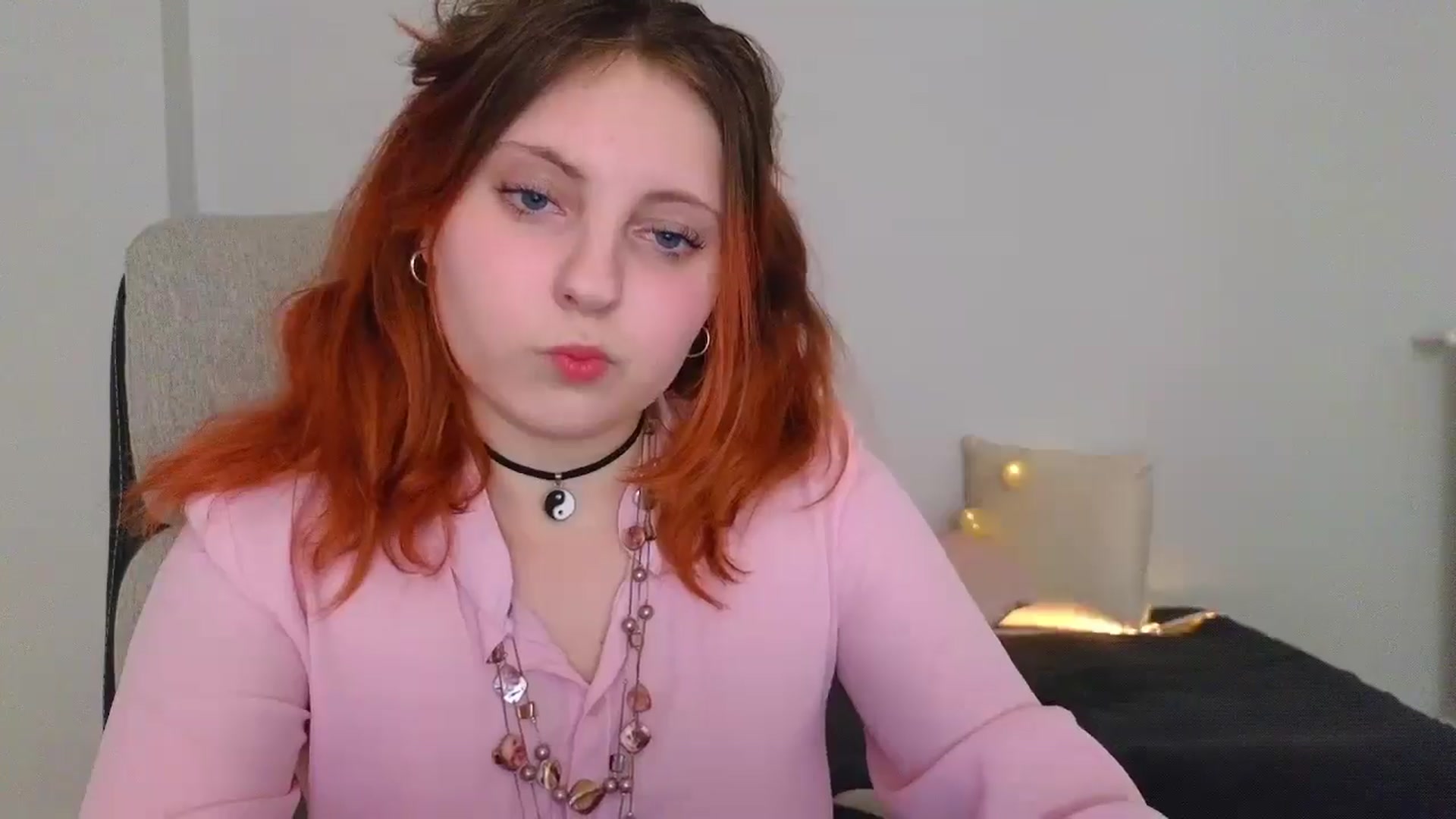 Gallery image thumbnail from Mefistaa's myfreecams stream on, 06/06/2025, 13:15 image 11 of 20