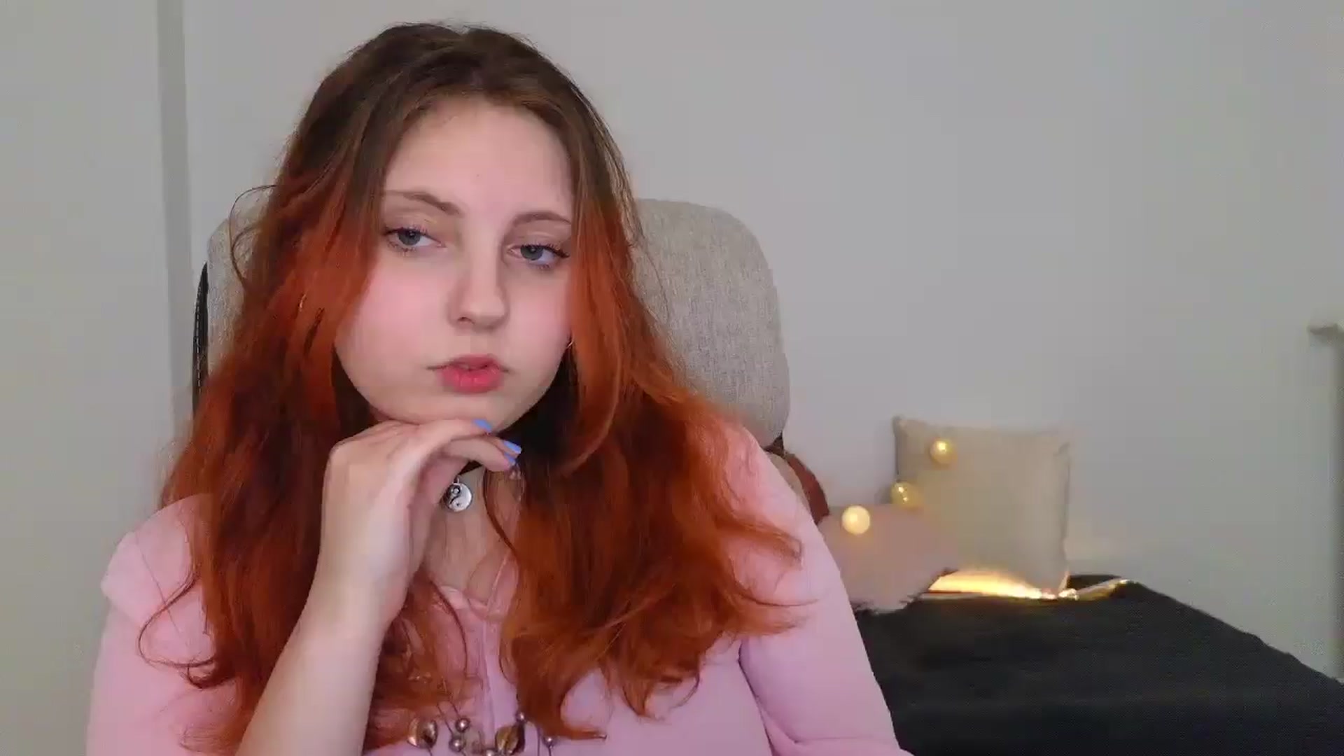 Gallery image thumbnail from Mefistaa's myfreecams stream on, 06/06/2025, 14:15 image 15 of 20